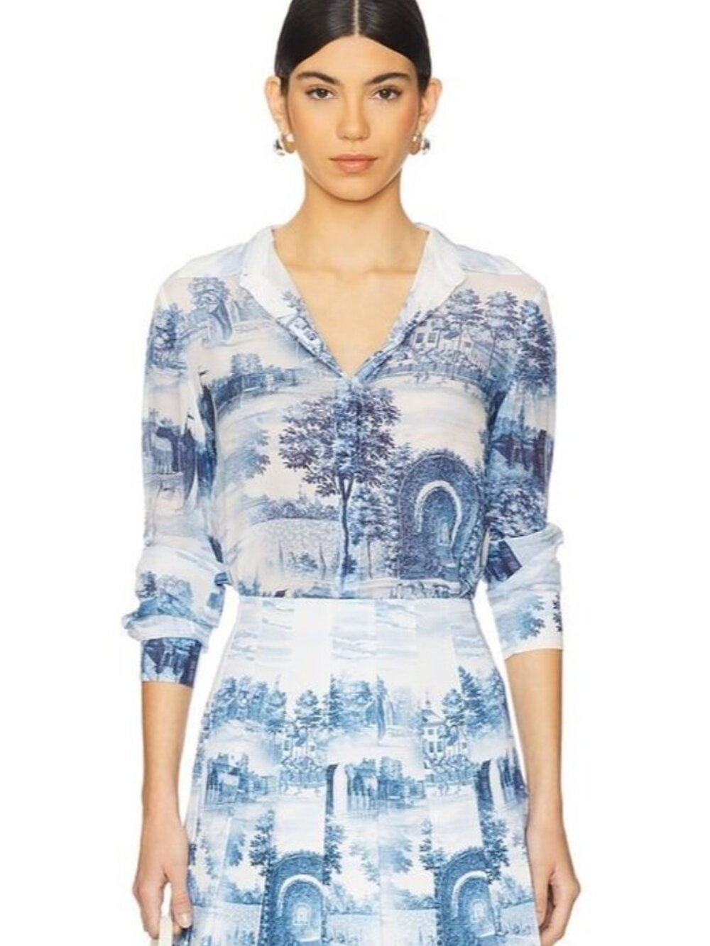 Alice + Olivia Willa Chateau Blue Silk Blouse Medium - Picture 4 of 11